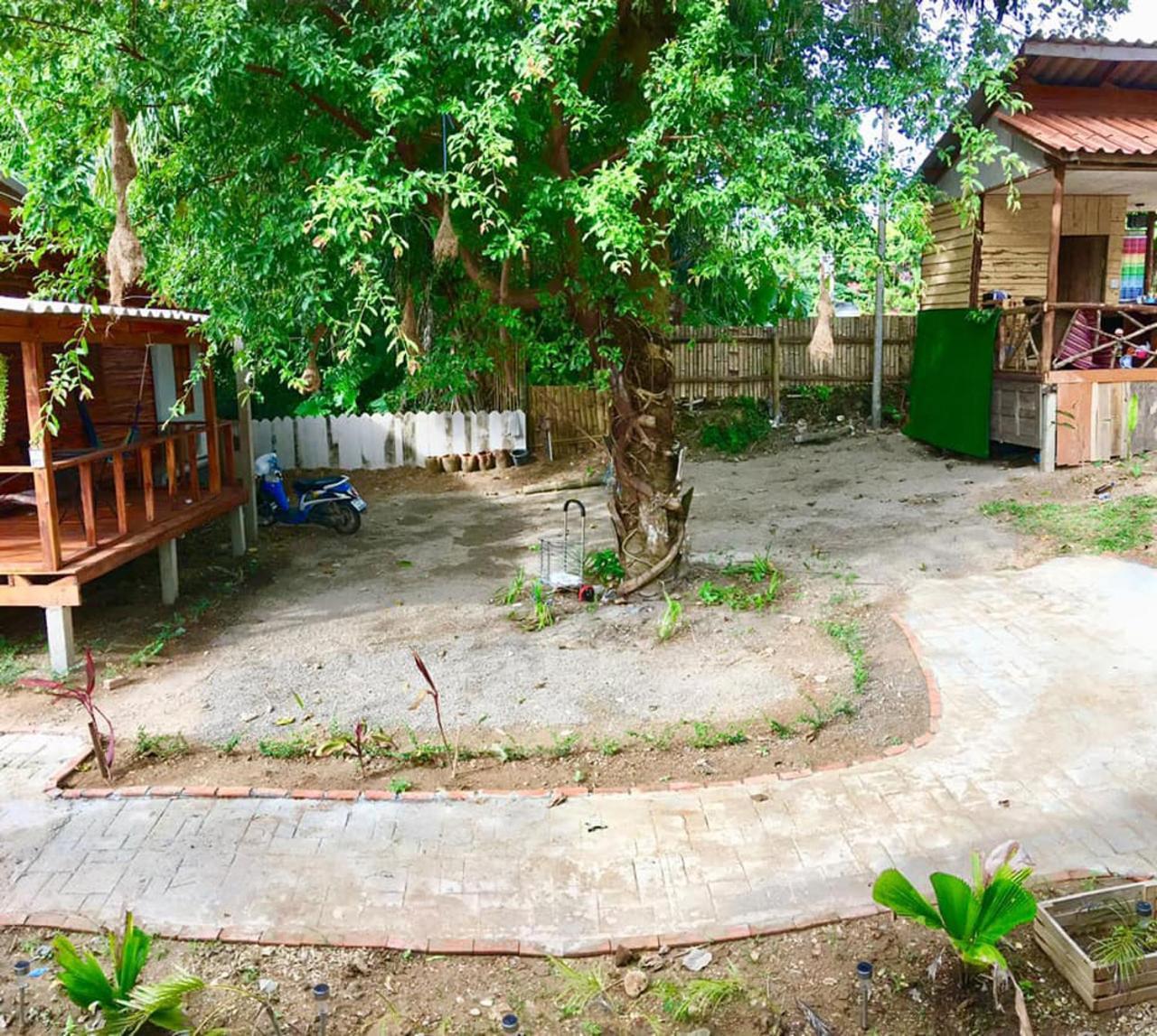 Готель Lanta A Toi House Ко-Ланта Екстер'єр фото