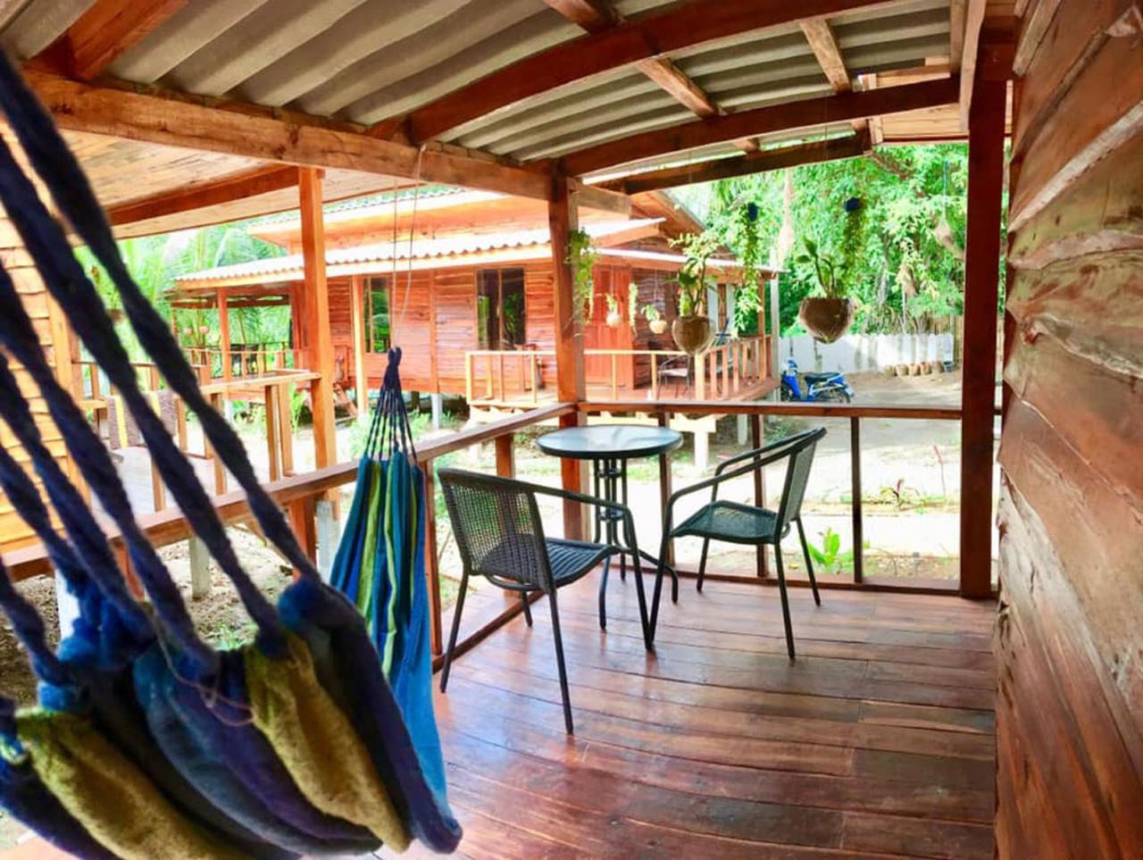 Готель Lanta A Toi House Ко-Ланта Екстер'єр фото